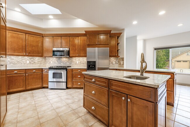 Building Photo - 8975 Snowy Owl Ln