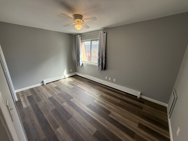 Building Photo - 824 37th Ave Ct