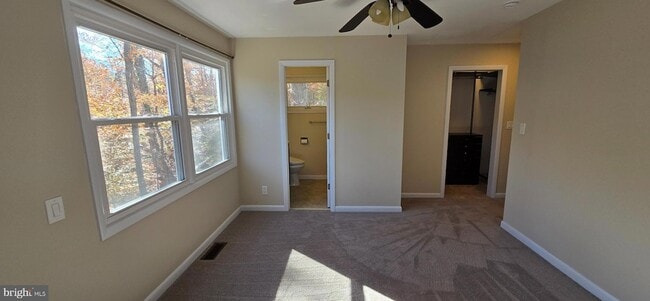 Building Photo - 7613 Locust Ln