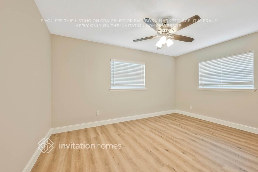 Building Photo - 936 Park Manor Dr