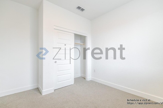 Building Photo - 1168 Caraballo Dr