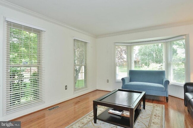 Building Photo - 7509 Mullingar Ct