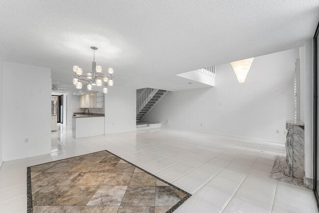 Building Photo - 3908 S Ocean Blvd