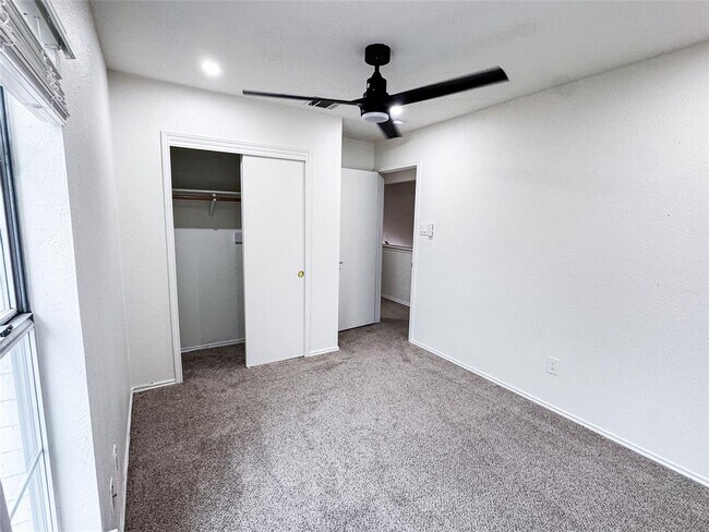 Building Photo - 13106 Staton Dr