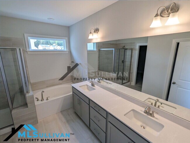 Building Photo - 721 Emerald Bay Cir