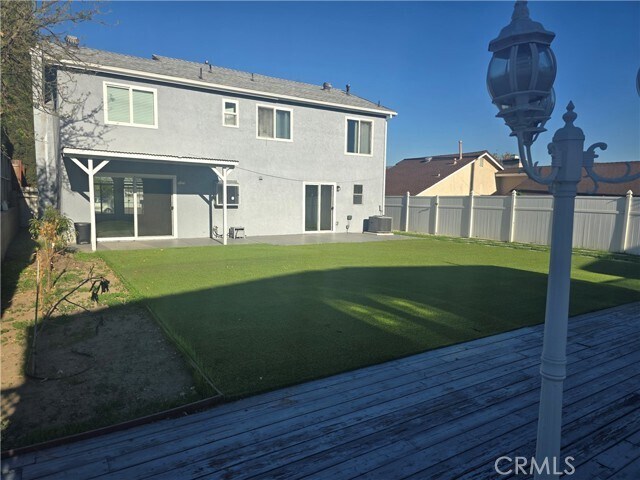 Building Photo - 11608 Luanda St