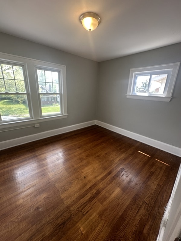 Building Photo - 13401 S Parkway Dr