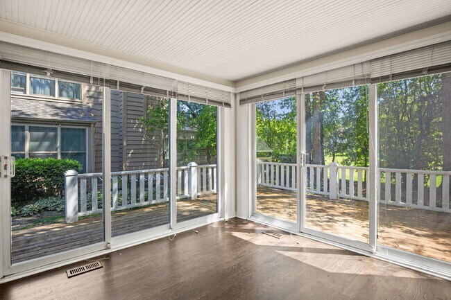 Building Photo - 59 Whittington Course