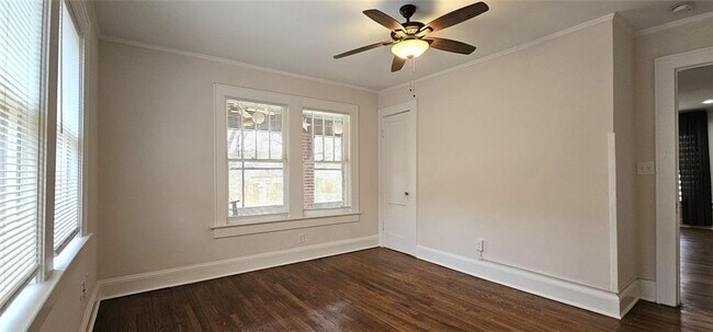 Building Photo - 1789 Thompson Ave