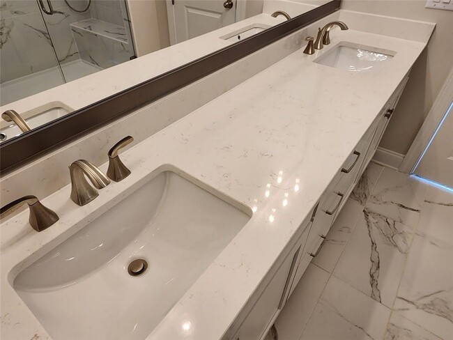 Building Photo - 633 Stickley Oak Way