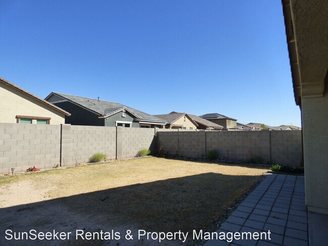 Building Photo - 3 br, 2 bath House - 20228 W Mesquite Dr
