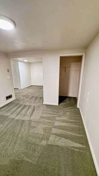 Building Photo - 505 Linden Dr