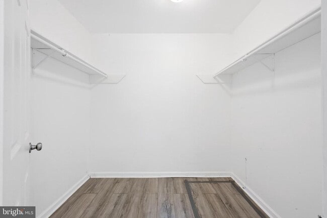 Building Photo - 2652 Collins Ct