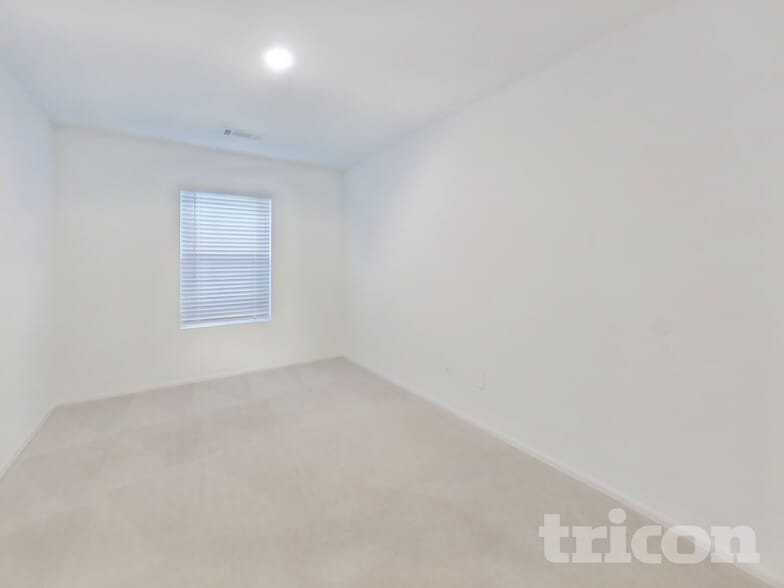 Building Photo - 17159 Quaking Aspen Ln