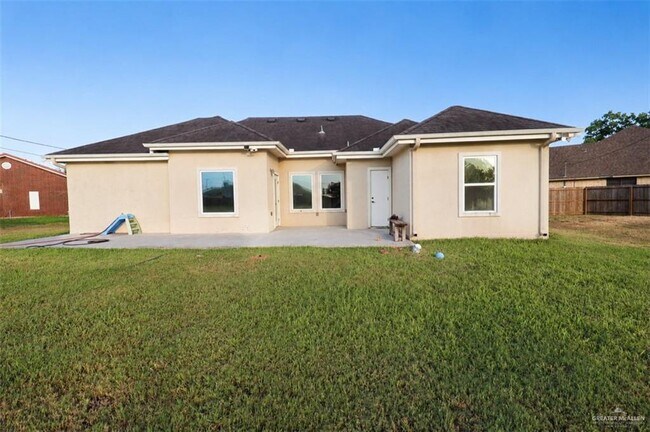 Building Photo - 5305 Ginko Dr