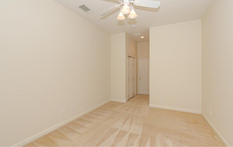 Building Photo - 798 SW Munjack Cir