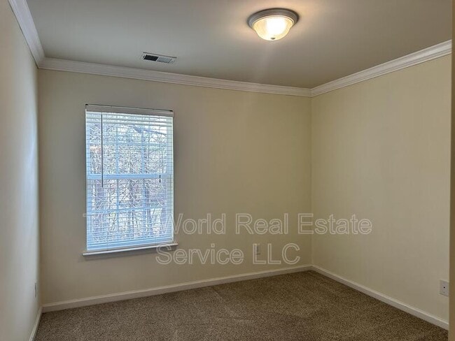 Building Photo - 9821 Alger Trce