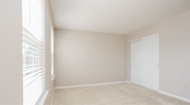 Building Photo - 1027 Glengarry Dr