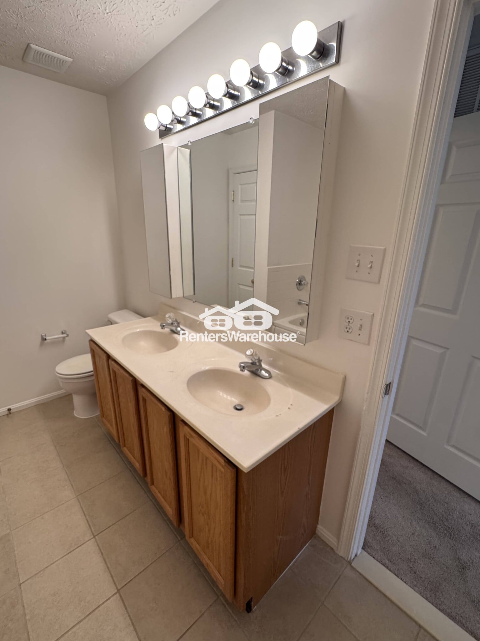 Building Photo - 8077 Brookstone Ct