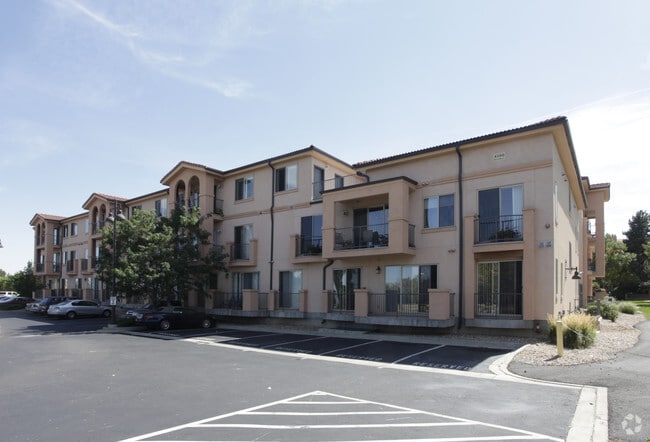Building Photo - Vistoso Condominiums