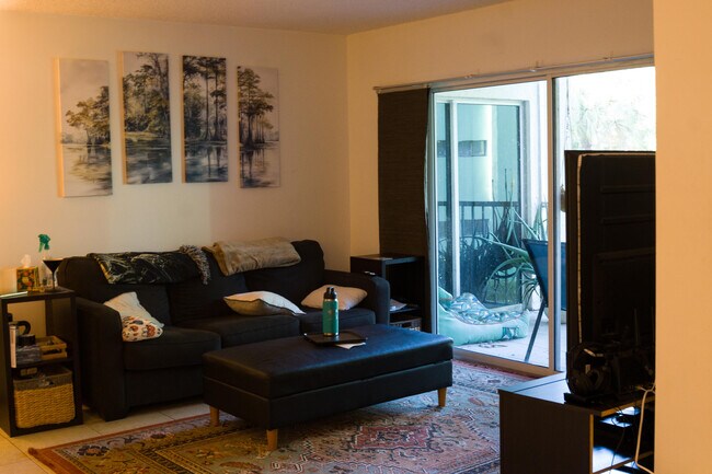 Building Photo - 5910 Morningstar Cir