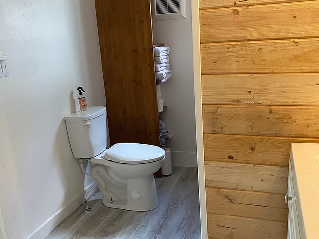 Building Photo - Charming 3-Bedroom Home in the Heart of Th...