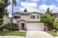 Building Photo - Gorgeous upgraded 4 bed 2.5 bath 2,216 sqft home with Remodeled Kitchen, Hardwood Floors, Tesla S...