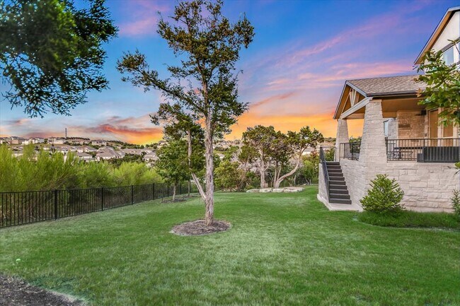 Building Photo - 305 Coniglio Cv