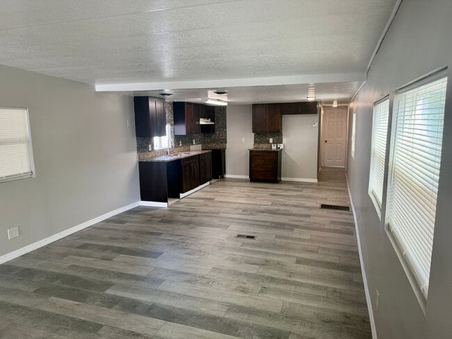 Building Photo - 7213 Harney Rd