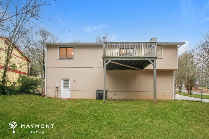 Building Photo - 2624 Laurel View Dr