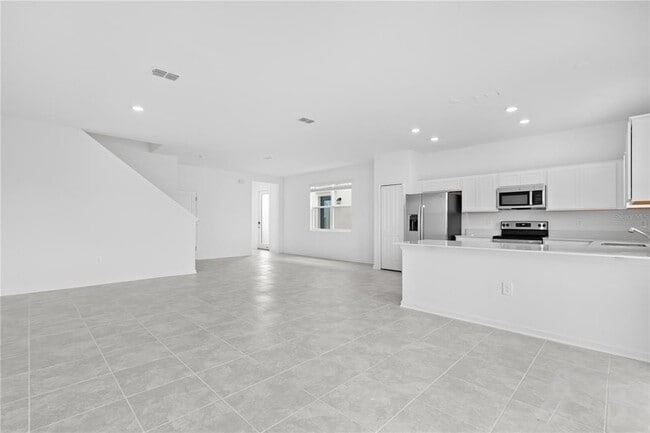 Building Photo - 478 Bogey Dr