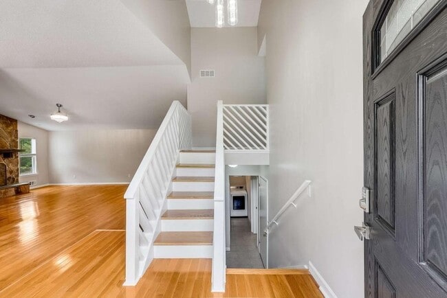 Building Photo - 9745 Loblolly Ln