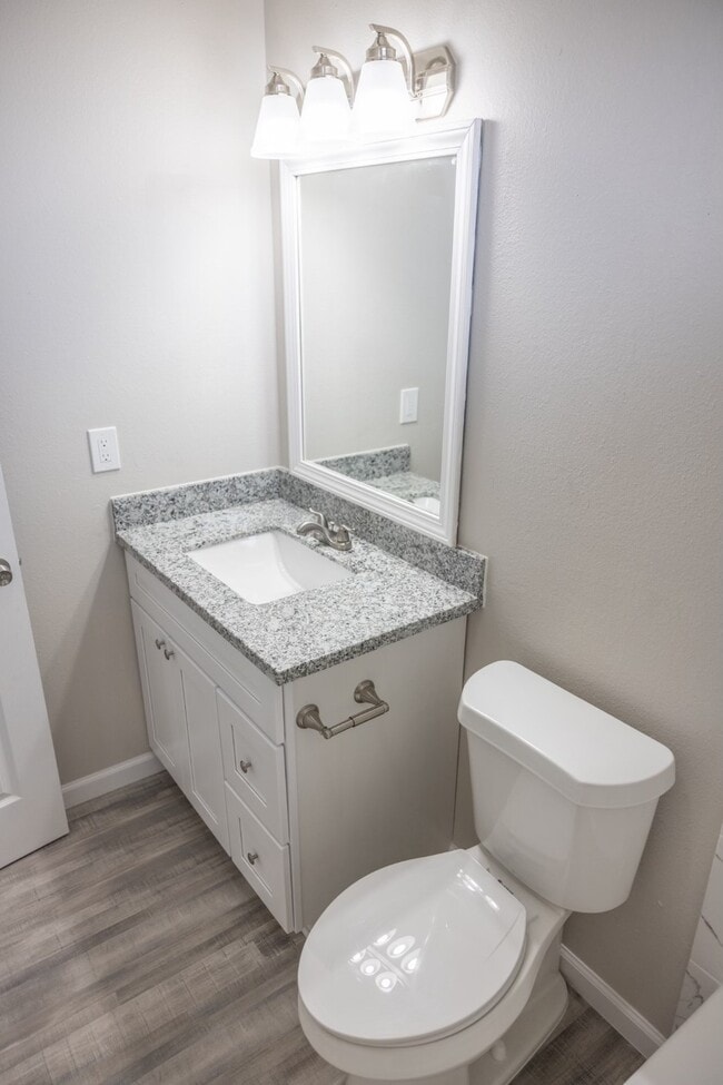 Building Photo - 19918 Bambiwoods Dr