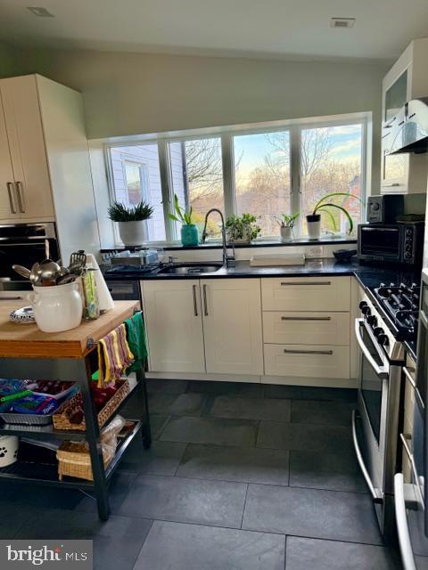 Building Photo - 2511 Lindell St