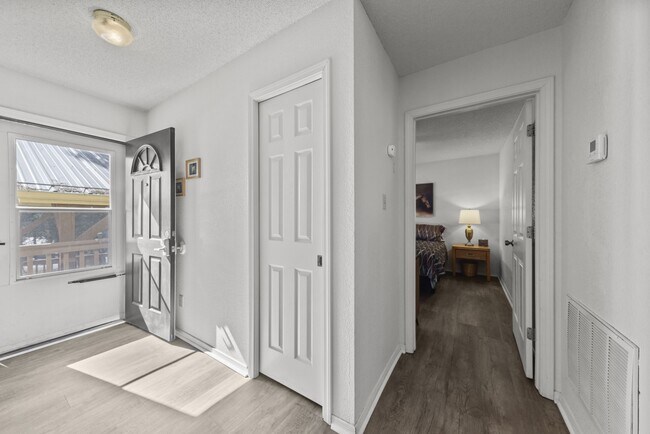 Building Photo - 126 North St