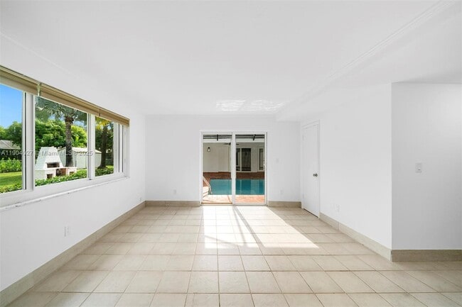 Building Photo - 7575 SW 134th St