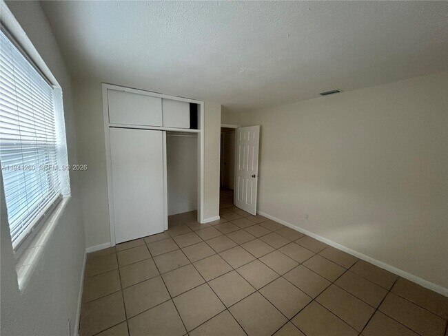 Building Photo - 5225 Mayo St