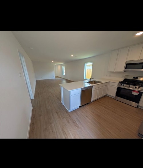 Building Photo - 19747 US-59