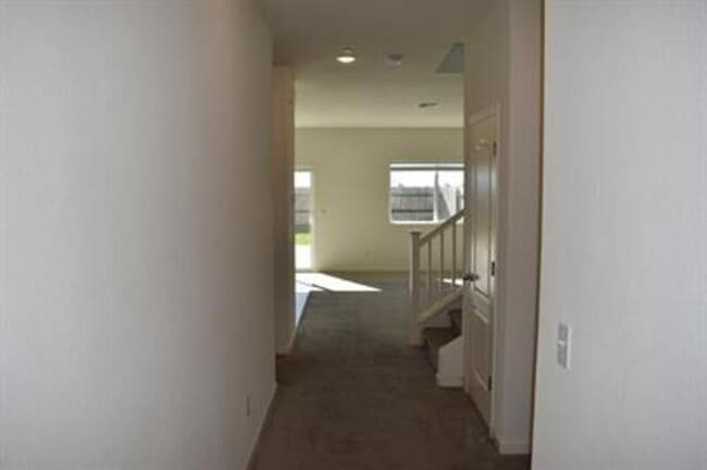 Building Photo - 4297 Lasalle Dr