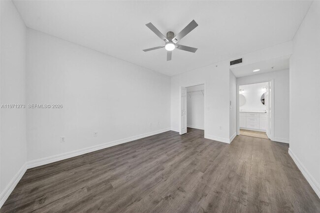 Building Photo - 7925 Preserve Cir