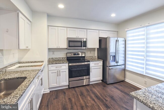 Building Photo - 14436 Whisperwood Ct