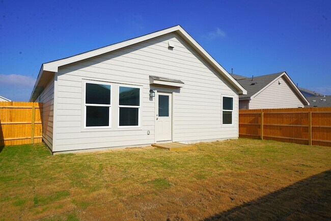 Building Photo - Gorgeous like-new home Available for Rent in Converse! Realtor Commission: $500