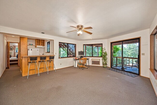 Building Photo - 16832 Alice Way