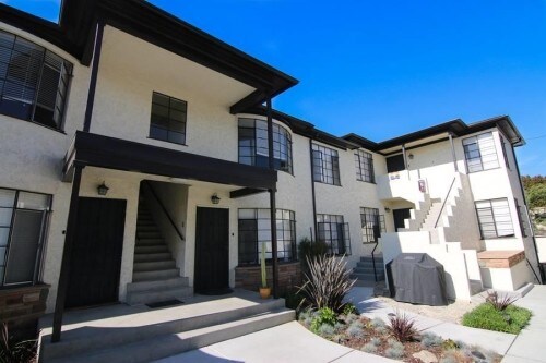 Building Photo - Ocean Villas