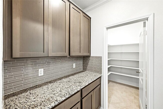 Building Photo - 12801 Willowgrove Ln