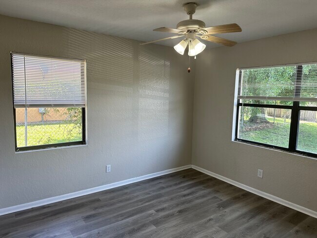 Building Photo - 3110 Harmon Ln