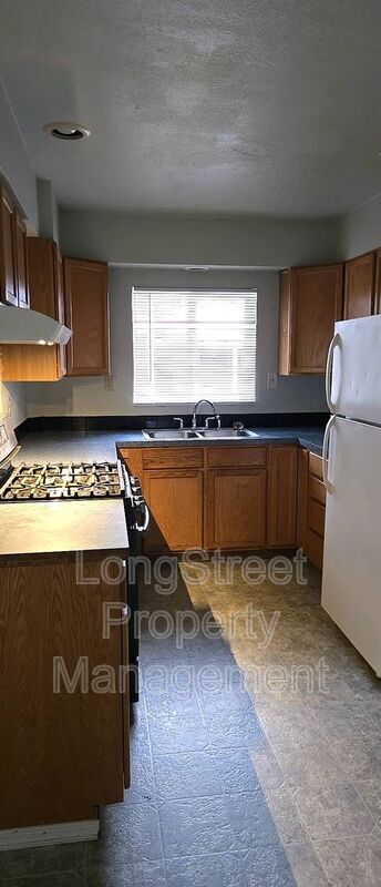 Building Photo - 1012 NW 34th St