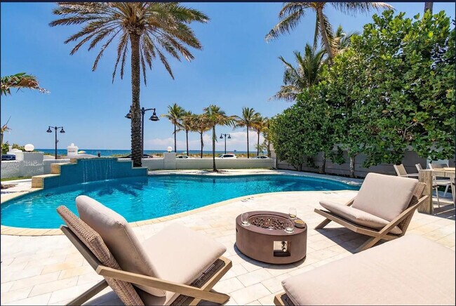 Building Photo - 3350 NE 14th Ct