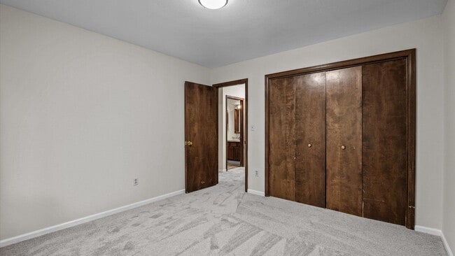 Building Photo - Charming Single-Family Home in Glenwood Sp...