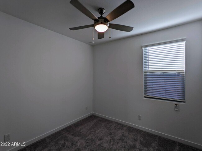 Building Photo - 16846 W Las Palmaritas Dr